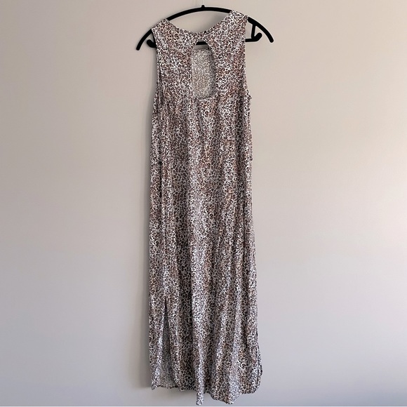 Leopard print midi dress with side slits & open back - RW&Co - Size LG - Picture 4 of 6